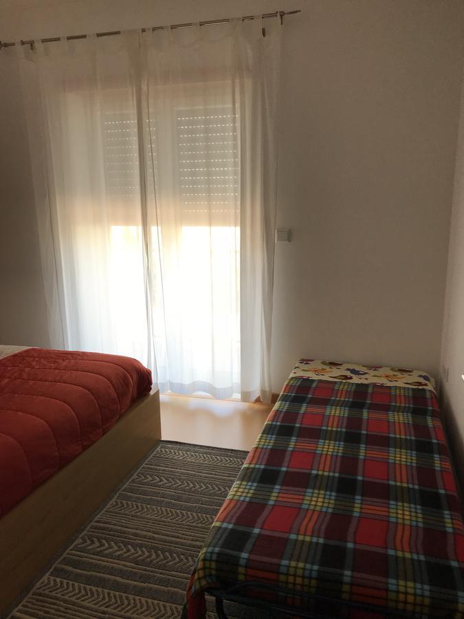 Appartamento Apartamento Porto De Areia Peniche Esterno foto